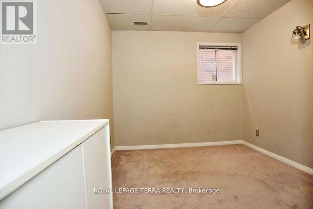 45 Peregrine Road, Barrie, Ontario  L4M 6R1 - Photo 27 - S12564636