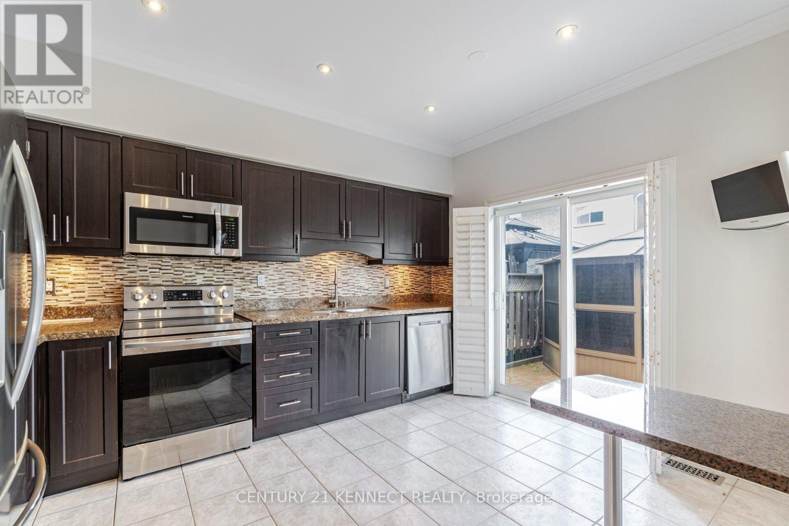 3601 Bala Drive, Mississauga, Ontario  L5M 7N2 - Photo 10 - W12564624