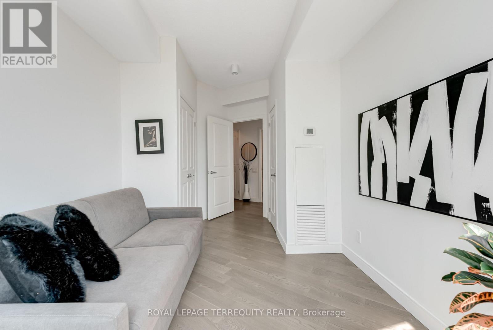 1210 - 15 Windermere Avenue, Toronto, Ontario  M6S 5A2 - Photo 28 - W12564626