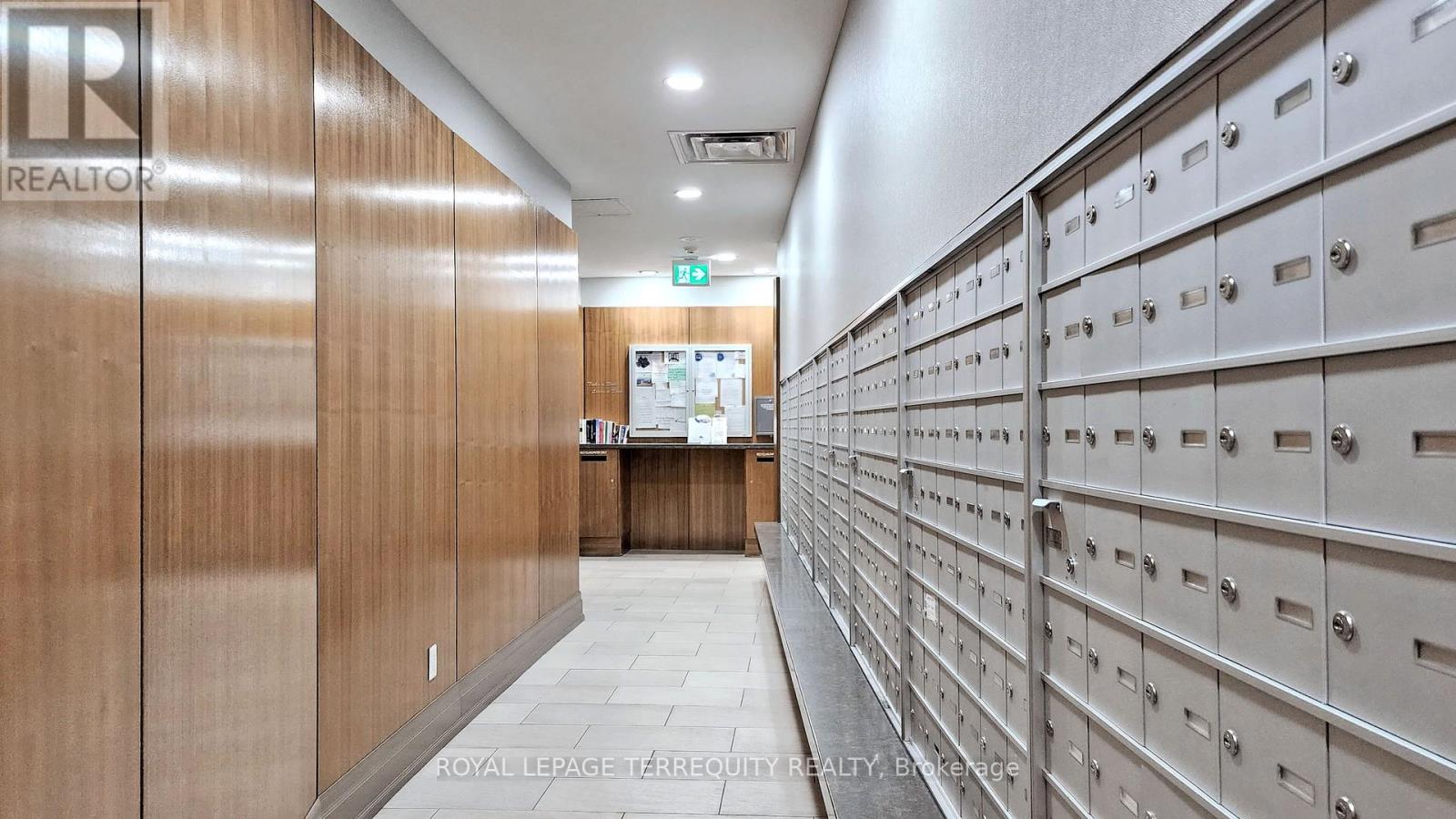 1210 - 15 Windermere Avenue, Toronto, Ontario  M6S 5A2 - Photo 37 - W12564626