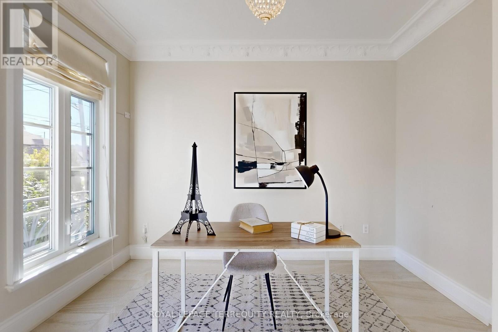 12 Highland Hill, Toronto, Ontario  M6A 2P8 - Photo 16 - W12564640