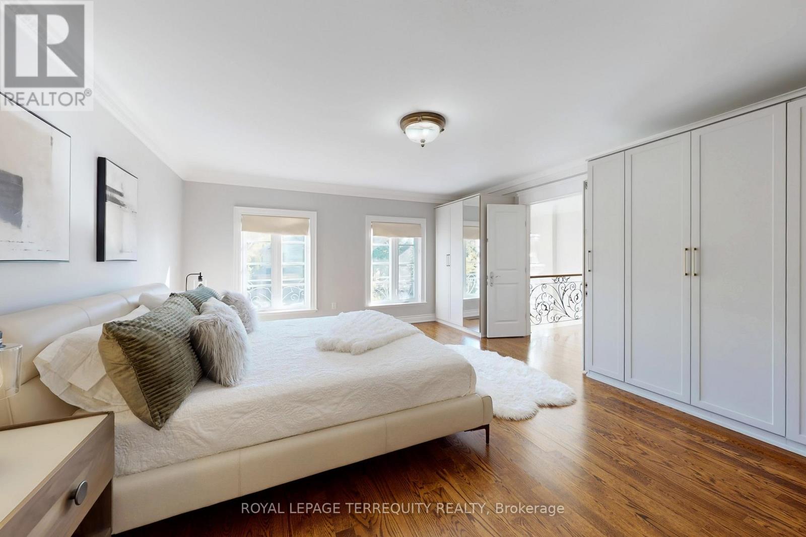 12 Highland Hill, Toronto, Ontario  M6A 2P8 - Photo 24 - W12564640