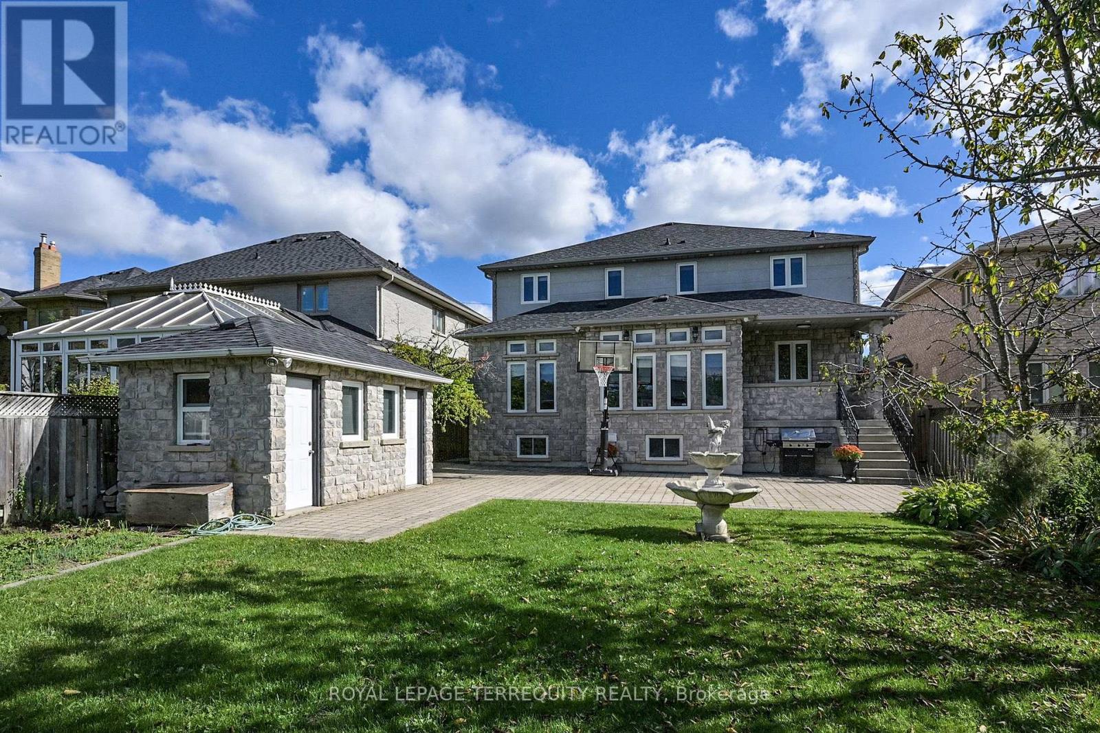 12 Highland Hill, Toronto, Ontario  M6A 2P8 - Photo 50 - W12564640