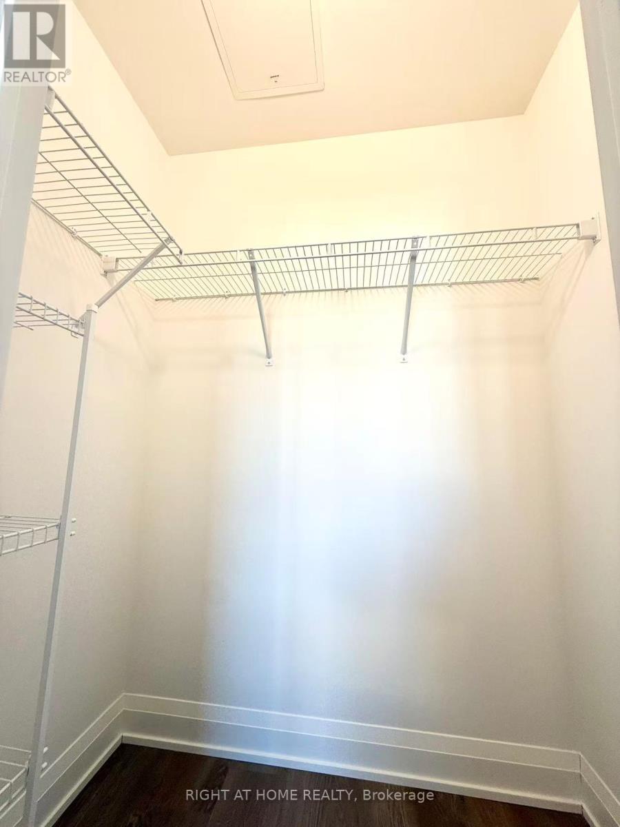 520 - 3250 Carding Mill Trail, Oakville, Ontario  L6M 1L3 - Photo 18 - W12564646