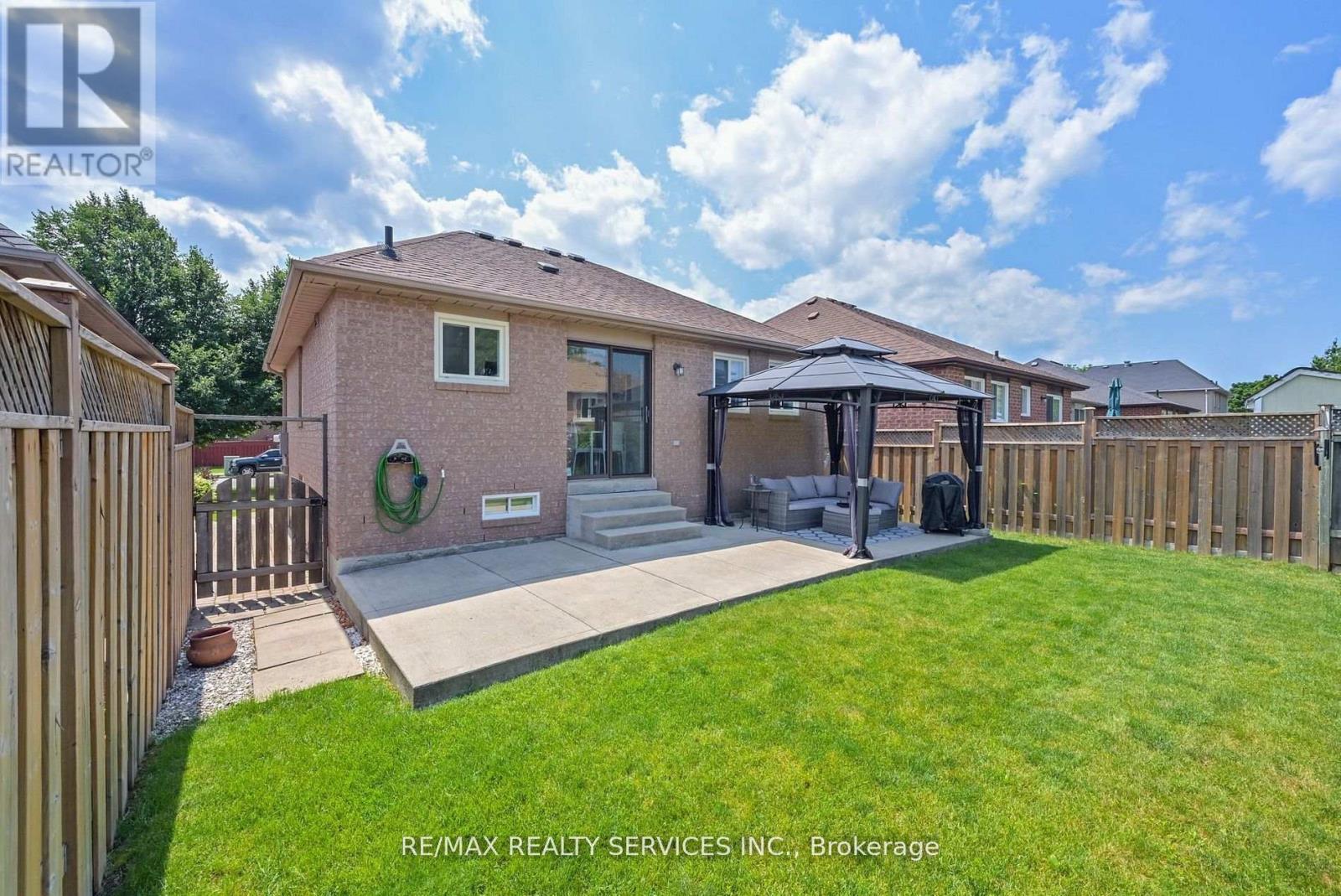 59 Springview Drive, Brampton, Ontario  L6X 4L8 - Photo 26 - W12564652