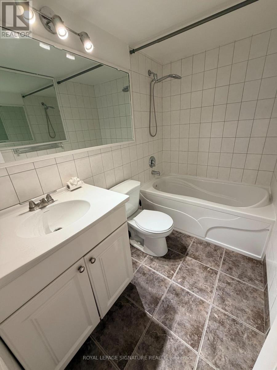 2003 - 714 The West Mall, Toronto, Ontario  M9C 4X1 - Photo 6 - W12564656