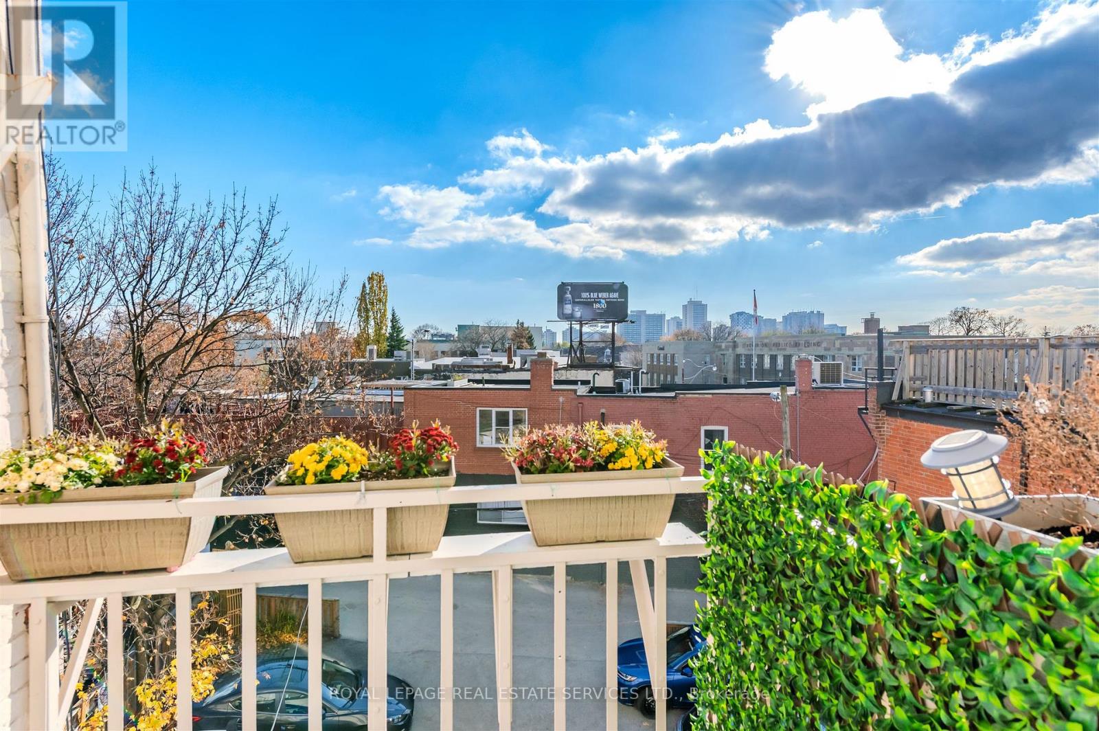 9 - 2847 Dundas Avenue W, Toronto, Ontario  M6P 1Y6 - Photo 15 - W12564672