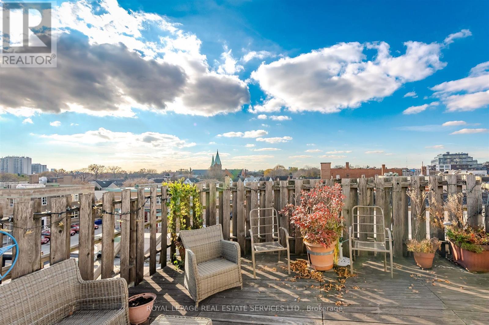 9 - 2847 Dundas Avenue W, Toronto, Ontario  M6P 1Y6 - Photo 19 - W12564672