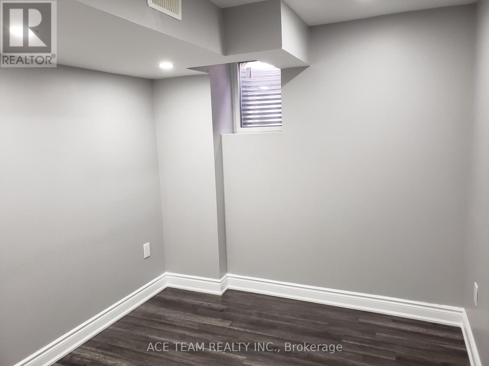 Bsmt - 64 Valleyway Drive, Brampton, Ontario  L6A 1K6 - Photo 12 - W12564690