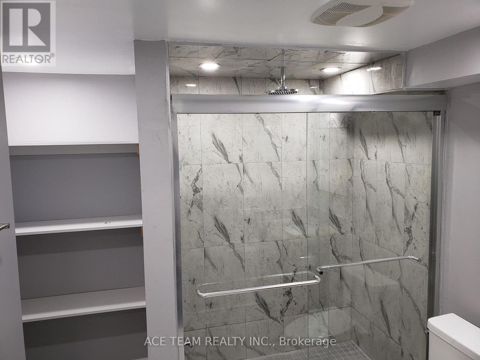 Bsmt - 64 Valleyway Drive, Brampton, Ontario  L6A 1K6 - Photo 8 - W12564690