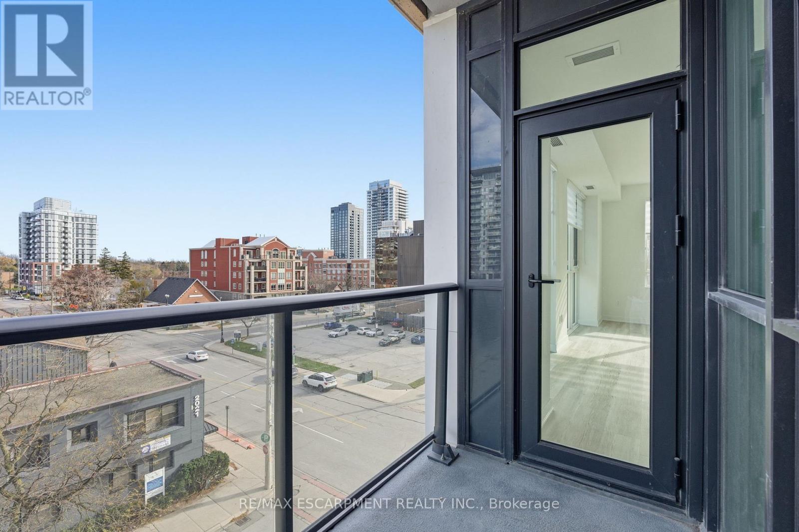 404 - 2007 James Street, Burlington, Ontario  L7R 0G7 - Photo 28 - W12564692