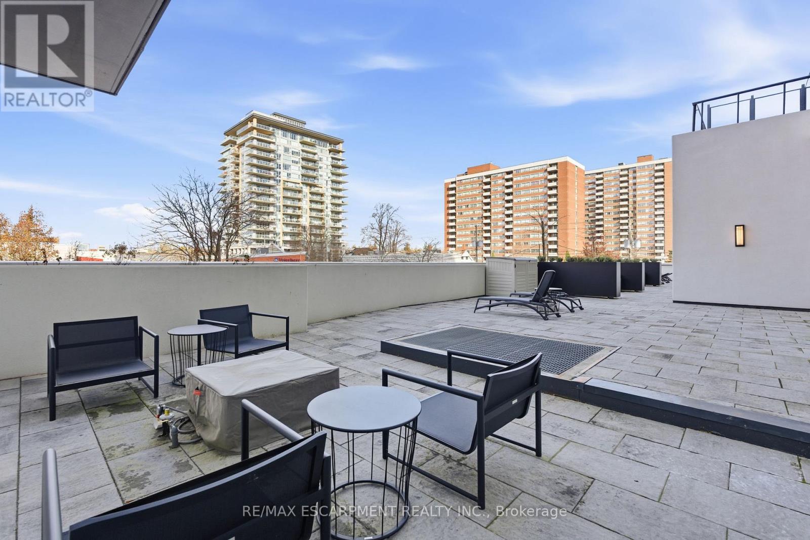 404 - 2007 James Street, Burlington, Ontario  L7R 0G7 - Photo 43 - W12564692