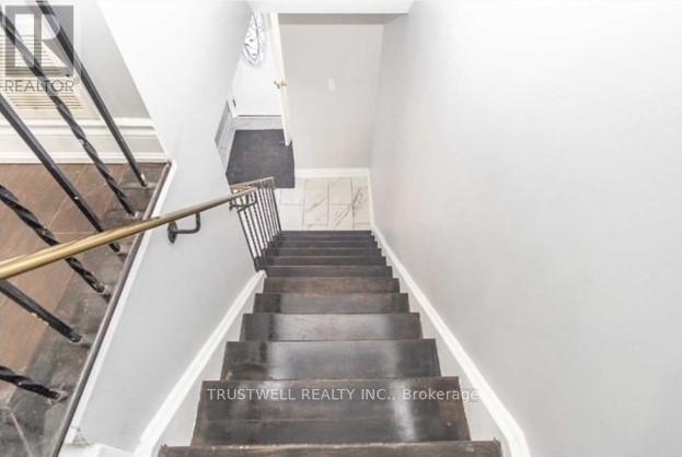 7761 Anaka Drive, Mississauga, Ontario  L4T 3H8 - Photo 16 - W12564714