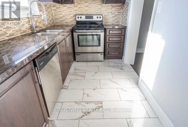 7761 Anaka Drive, Mississauga, Ontario  L4T 3H8 - Photo 6 - W12564714