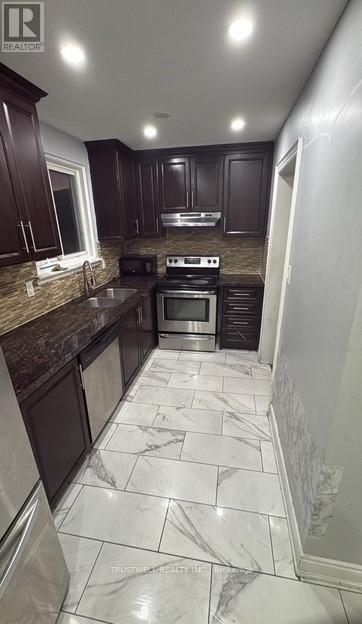 7761 Anaka Drive, Mississauga, Ontario  L4T 3H8 - Photo 7 - W12564714