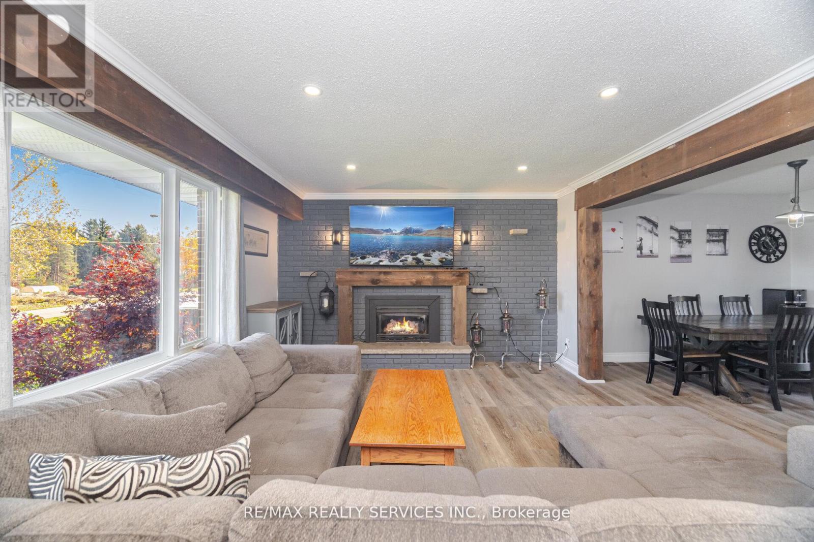 32 Caledon Street, Caledon, Ontario  L7K 0E2 - Photo 8 - W12564722