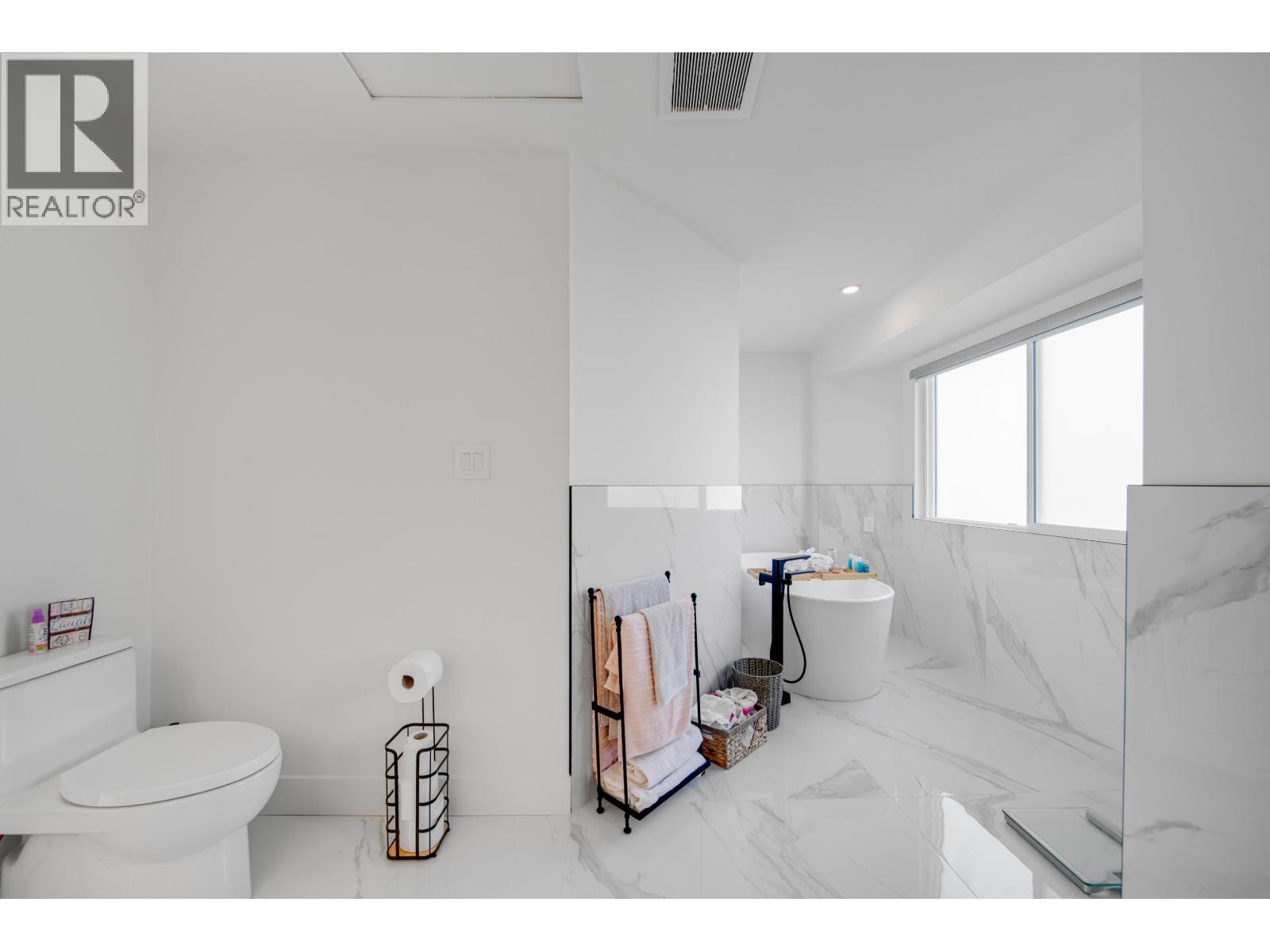 22683 Fraserbank Crescent, Richmond, British Columbia  V6V 2L8 - Photo 28 - R3066511