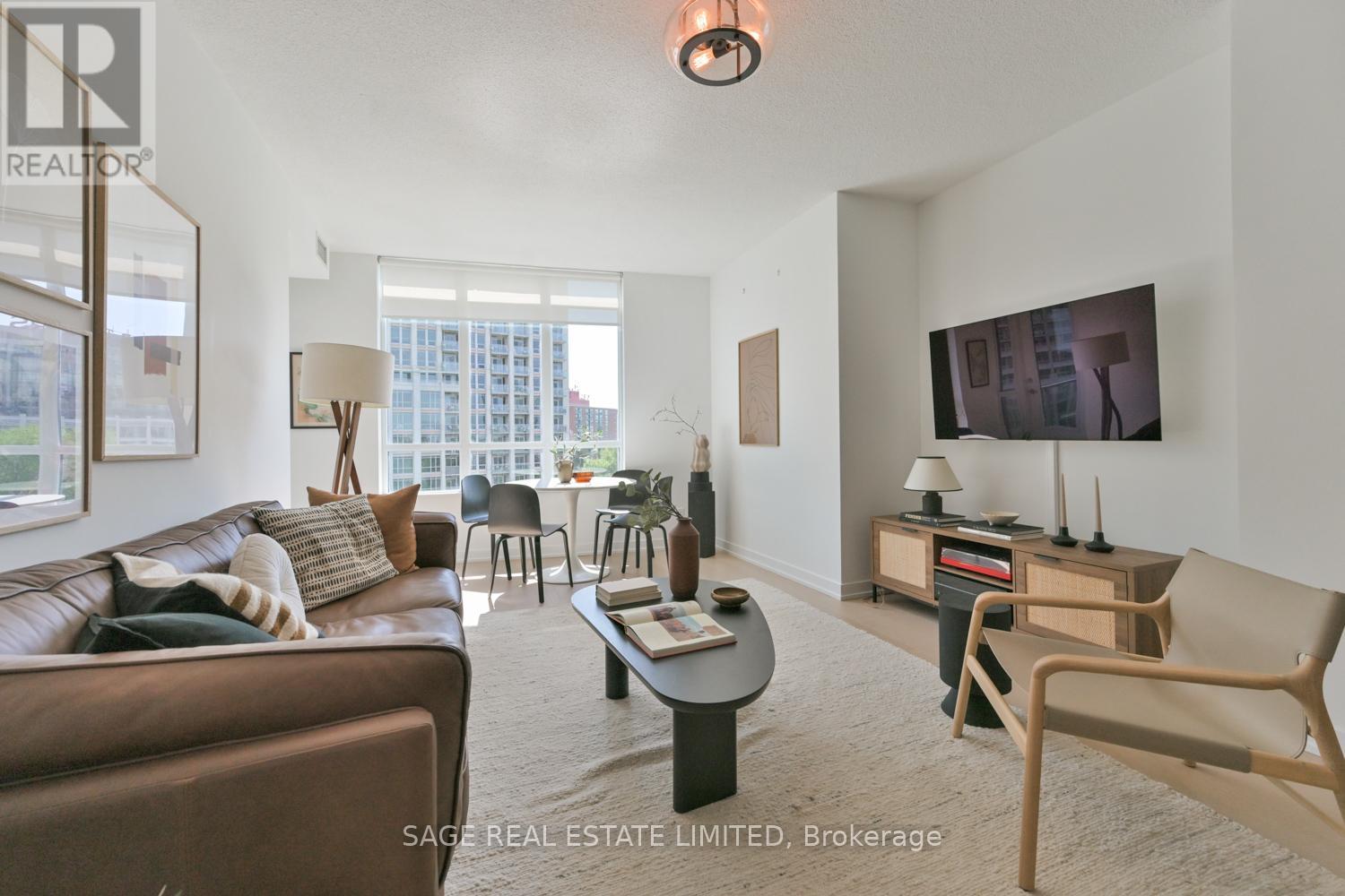 702 - 215 Fort York Boulevard, Toronto, Ontario M5V 4A2 - Photo 12 - C12375320