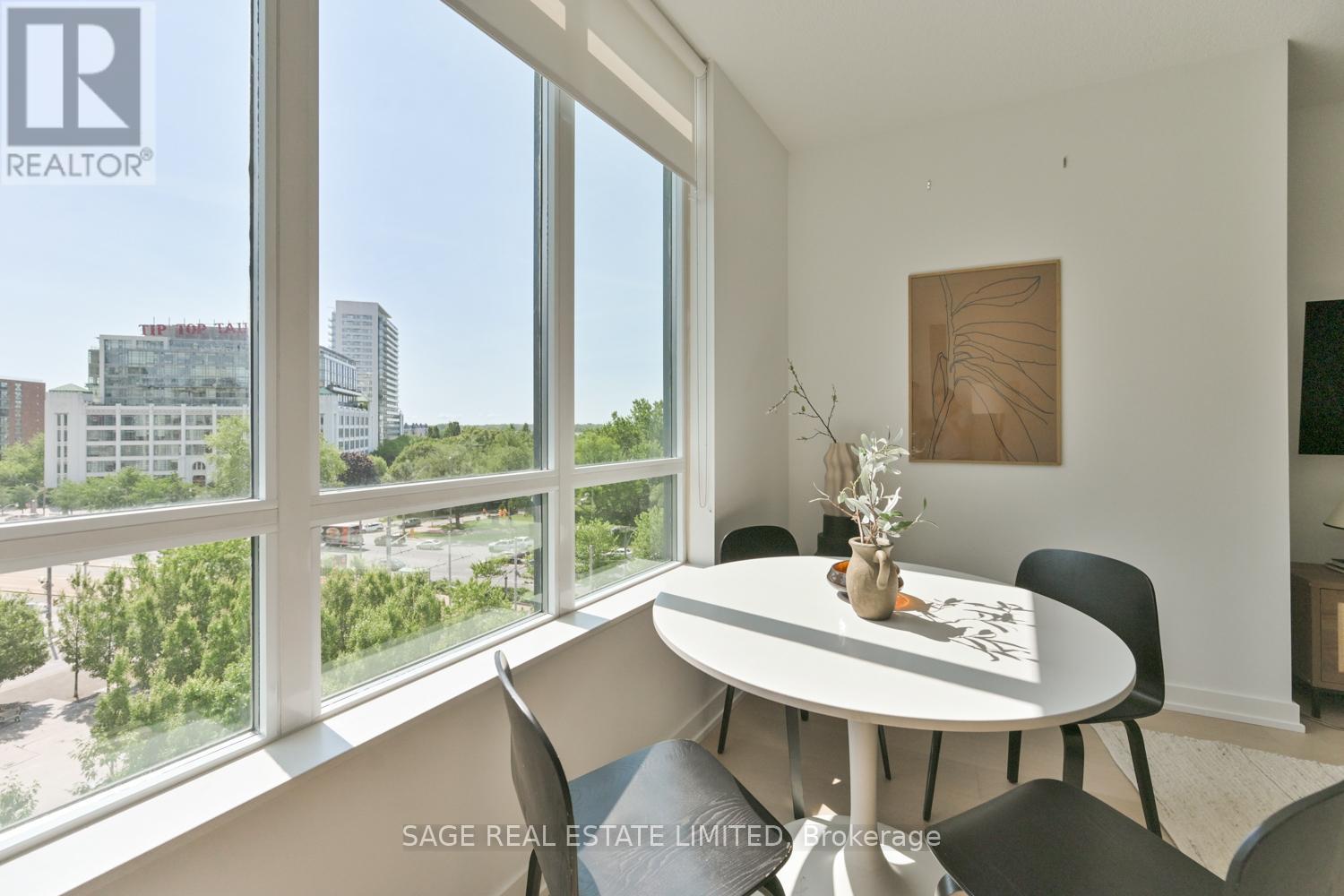702 - 215 Fort York Boulevard, Toronto, Ontario M5V 4A2 - Photo 18 - C12375320