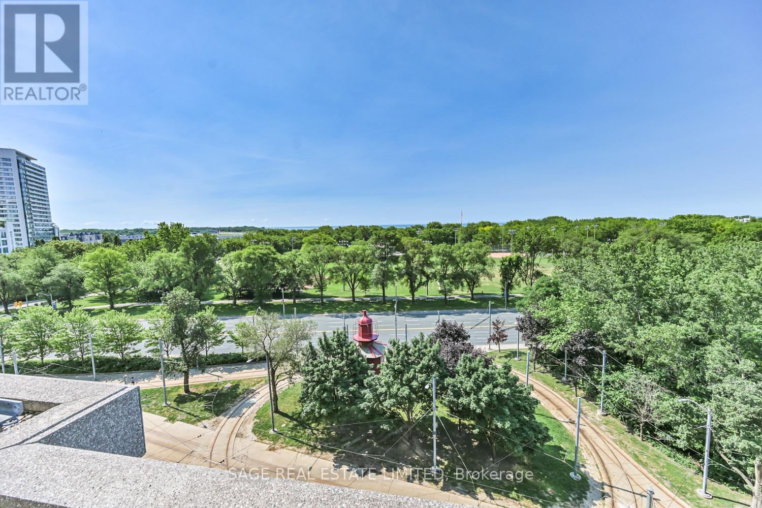 702 - 215 Fort York Boulevard, Toronto, Ontario M5V 4A2 - Photo 31 - C12375320