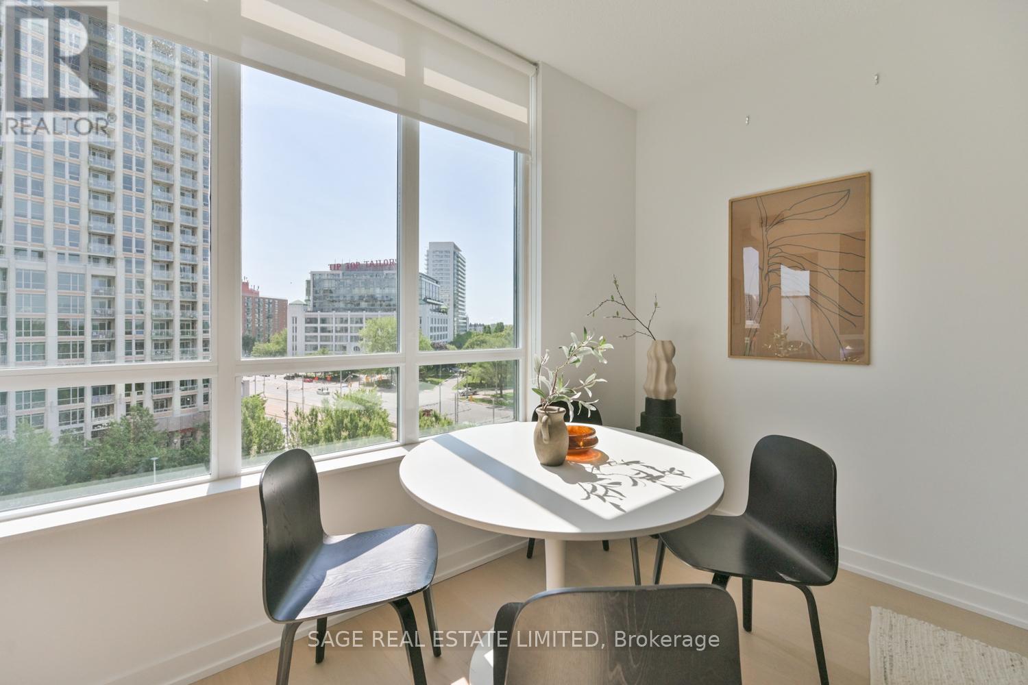 702 - 215 Fort York Boulevard, Toronto, Ontario M5V 4A2 - Photo 17 - C12375320