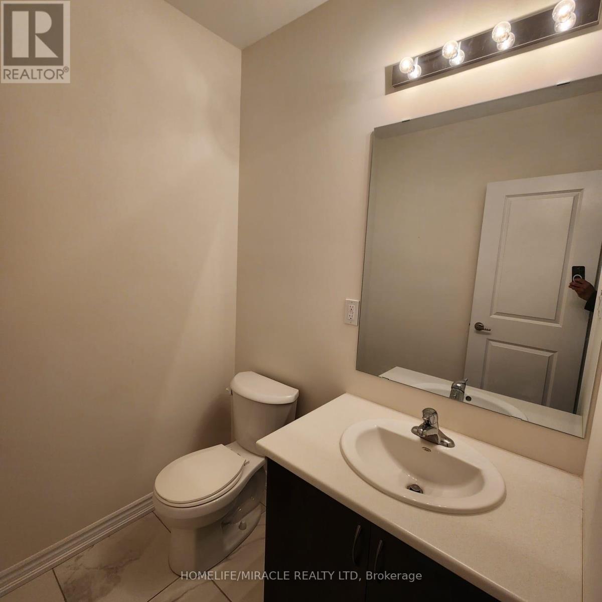 35 Tamworth Terrace, Barrie, Ontario L9J 0W5 - Photo 25 - S12561716