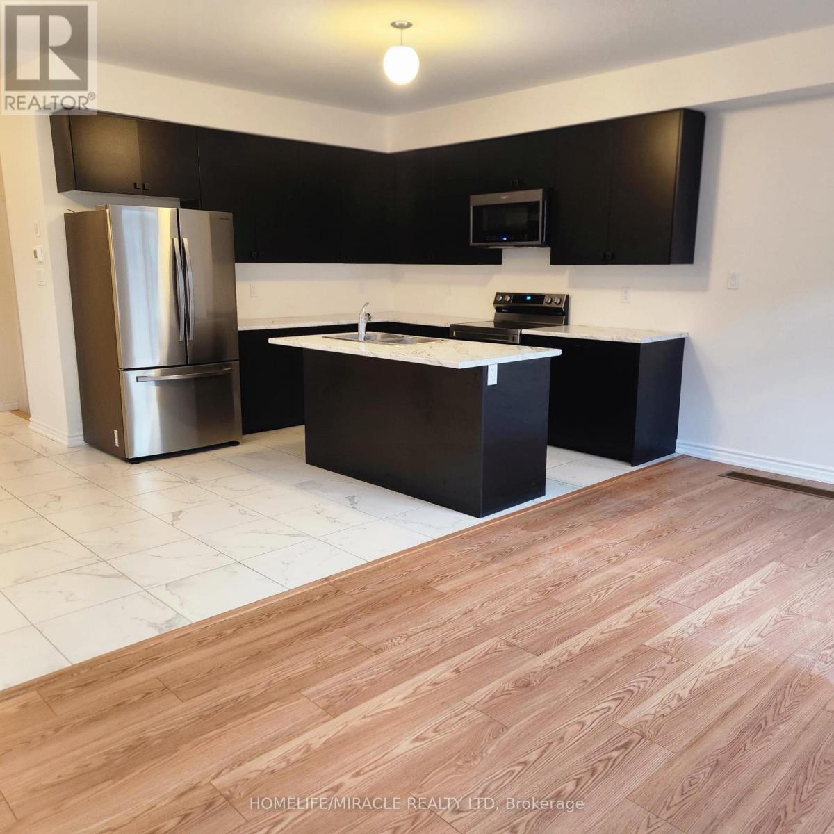 35 Tamworth Terrace, Barrie, Ontario L9J 0W5 - Photo 20 - S12561716