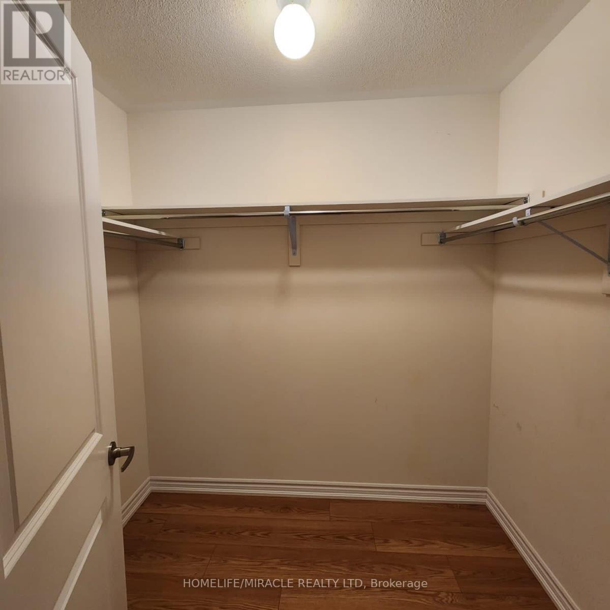 35 Tamworth Terrace, Barrie, Ontario L9J 0W5 - Photo 7 - S12561716