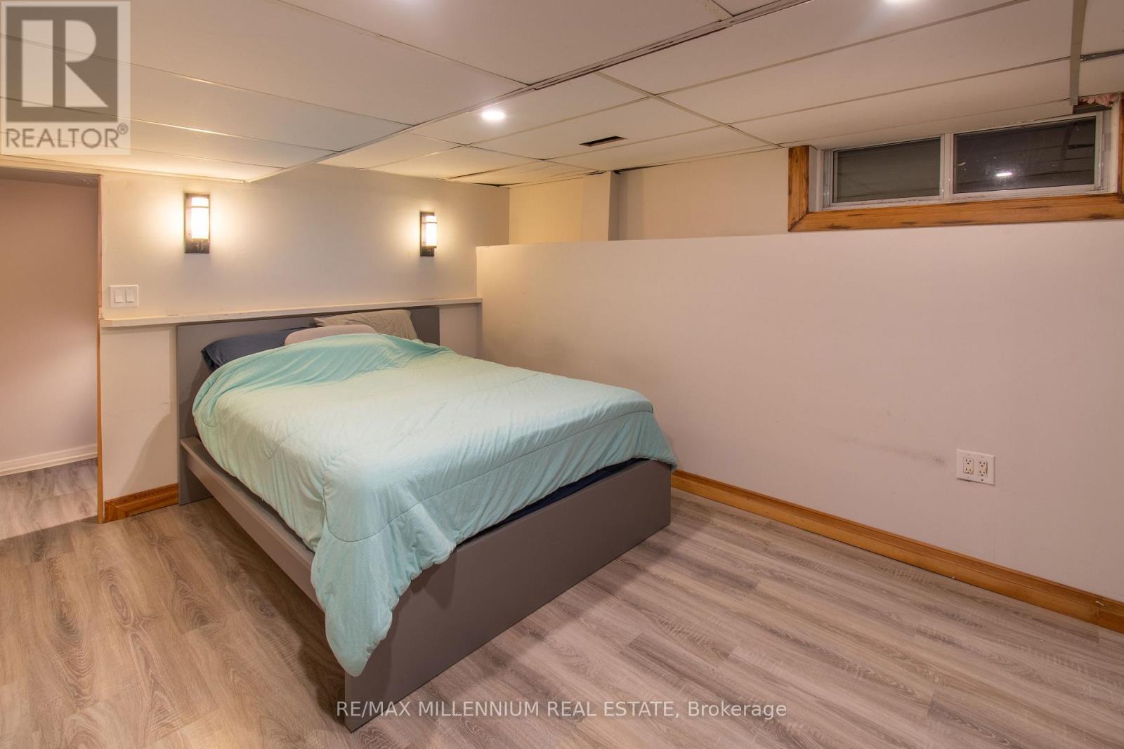 3021 Pinegrove Road, Springwater, Ontario  L0M 1T2 - Photo 35 - S12563616