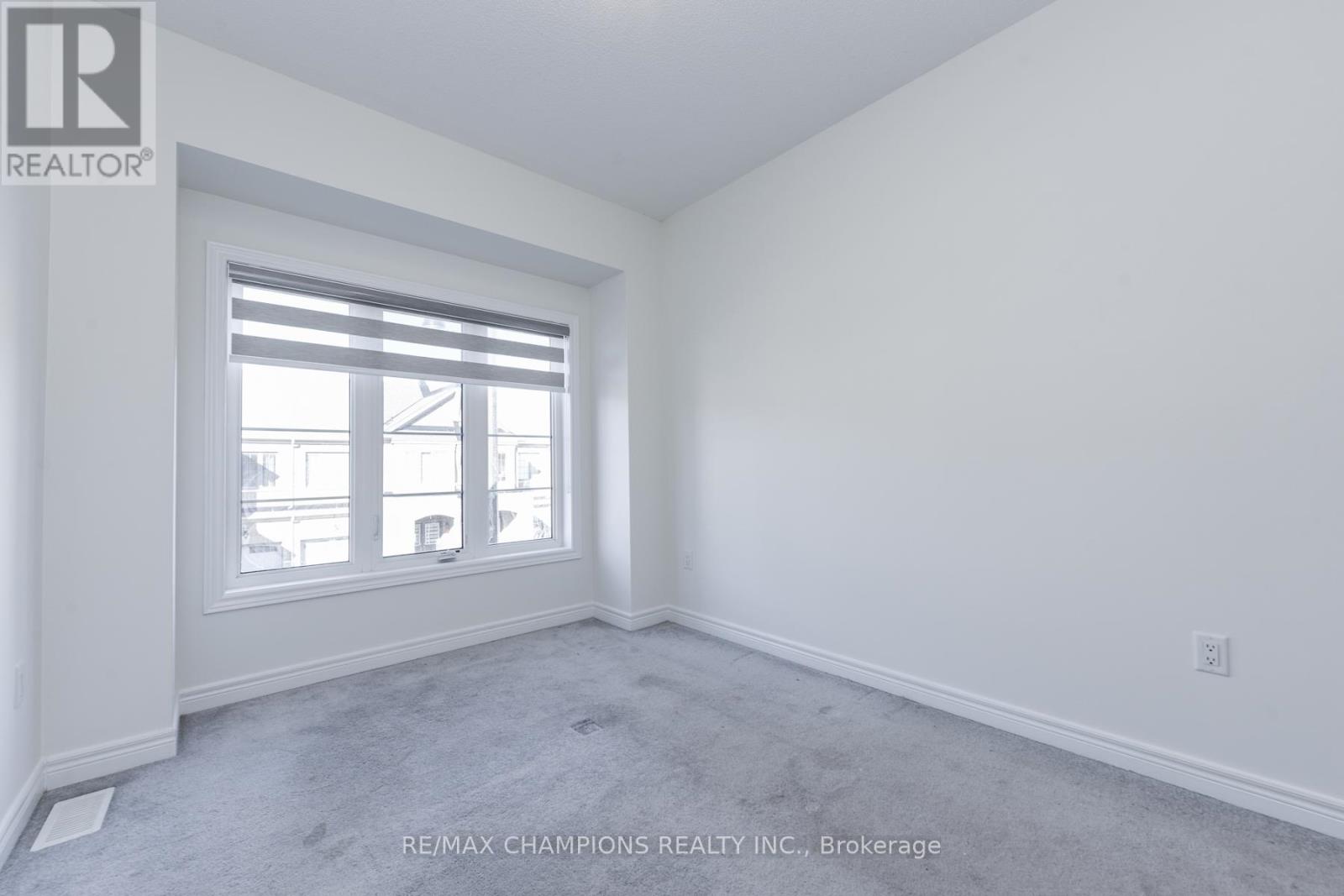 121 Adventura Road, Brampton, Ontario  L7A 0B7 - Photo 34 - W12555378