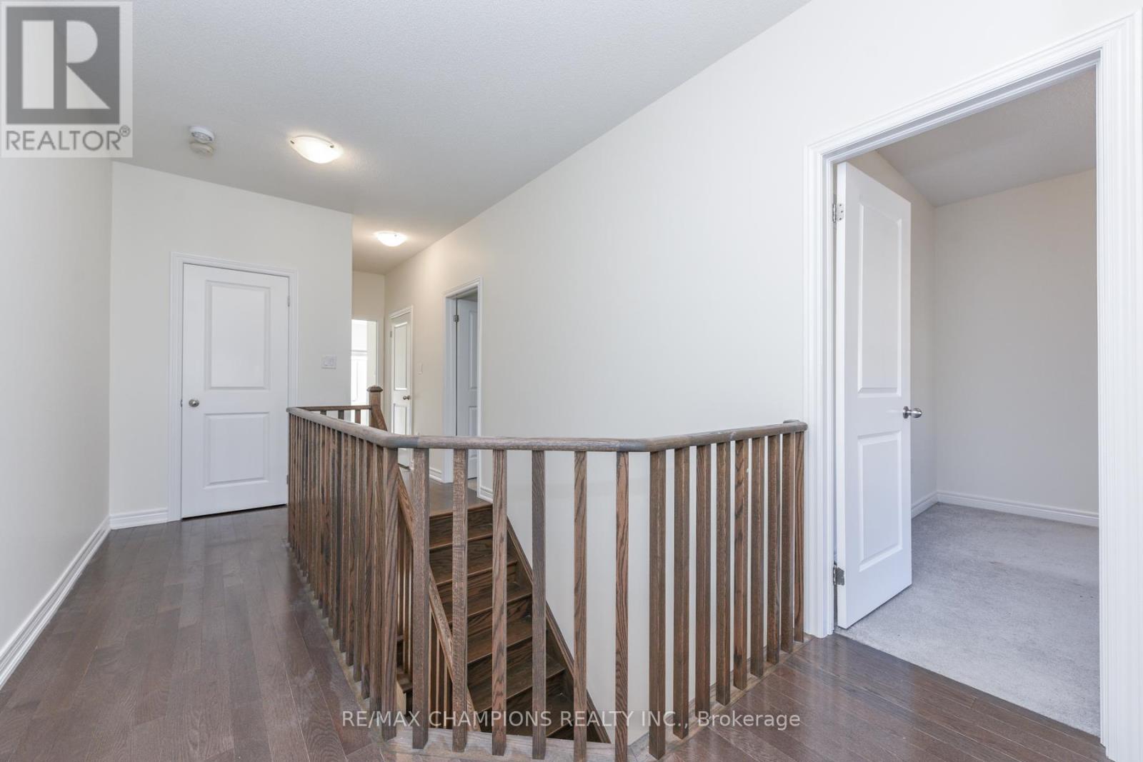 121 Adventura Road, Brampton, Ontario  L7A 0B7 - Photo 23 - W12555378