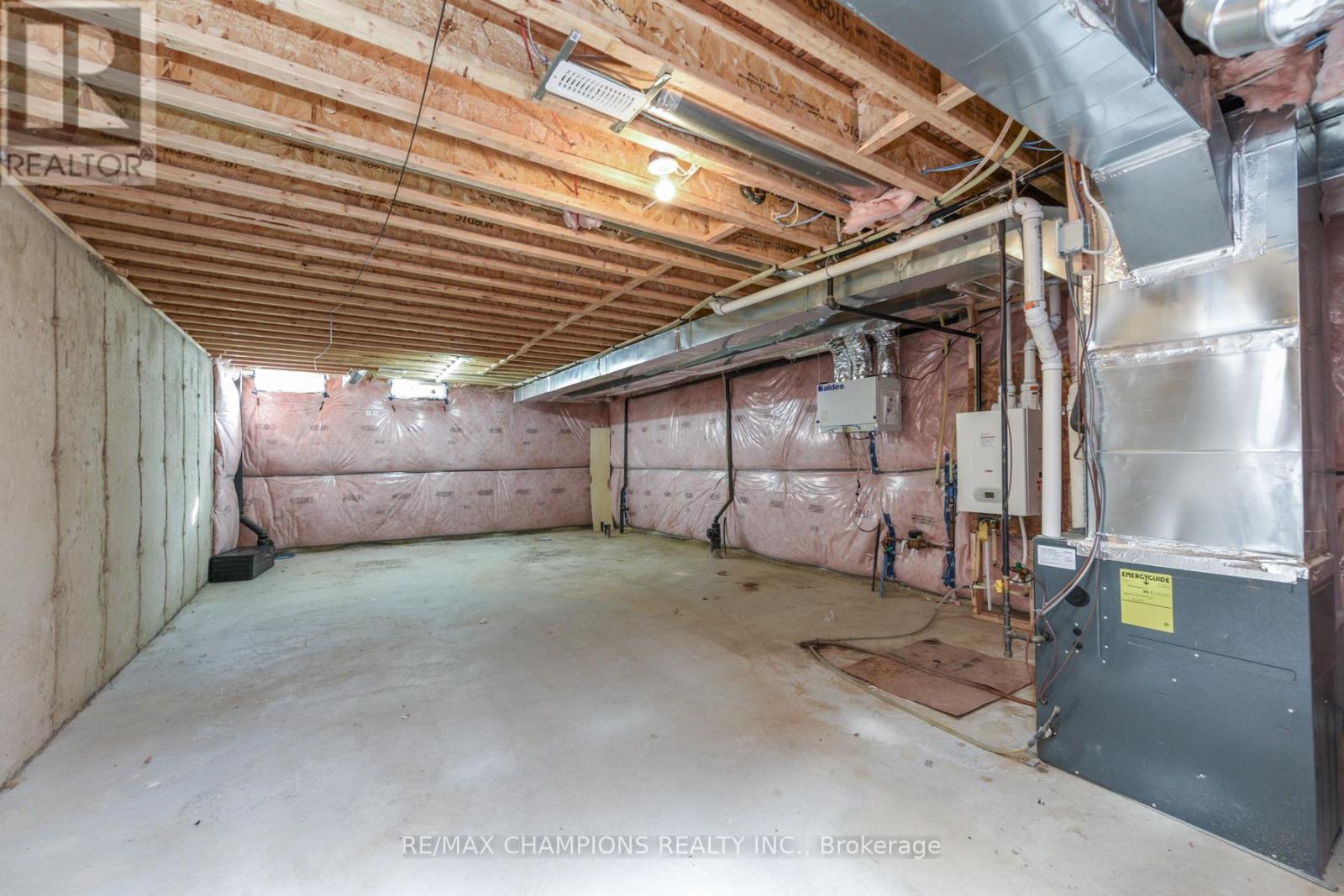 121 Adventura Road, Brampton, Ontario  L7A 0B7 - Photo 47 - W12555378