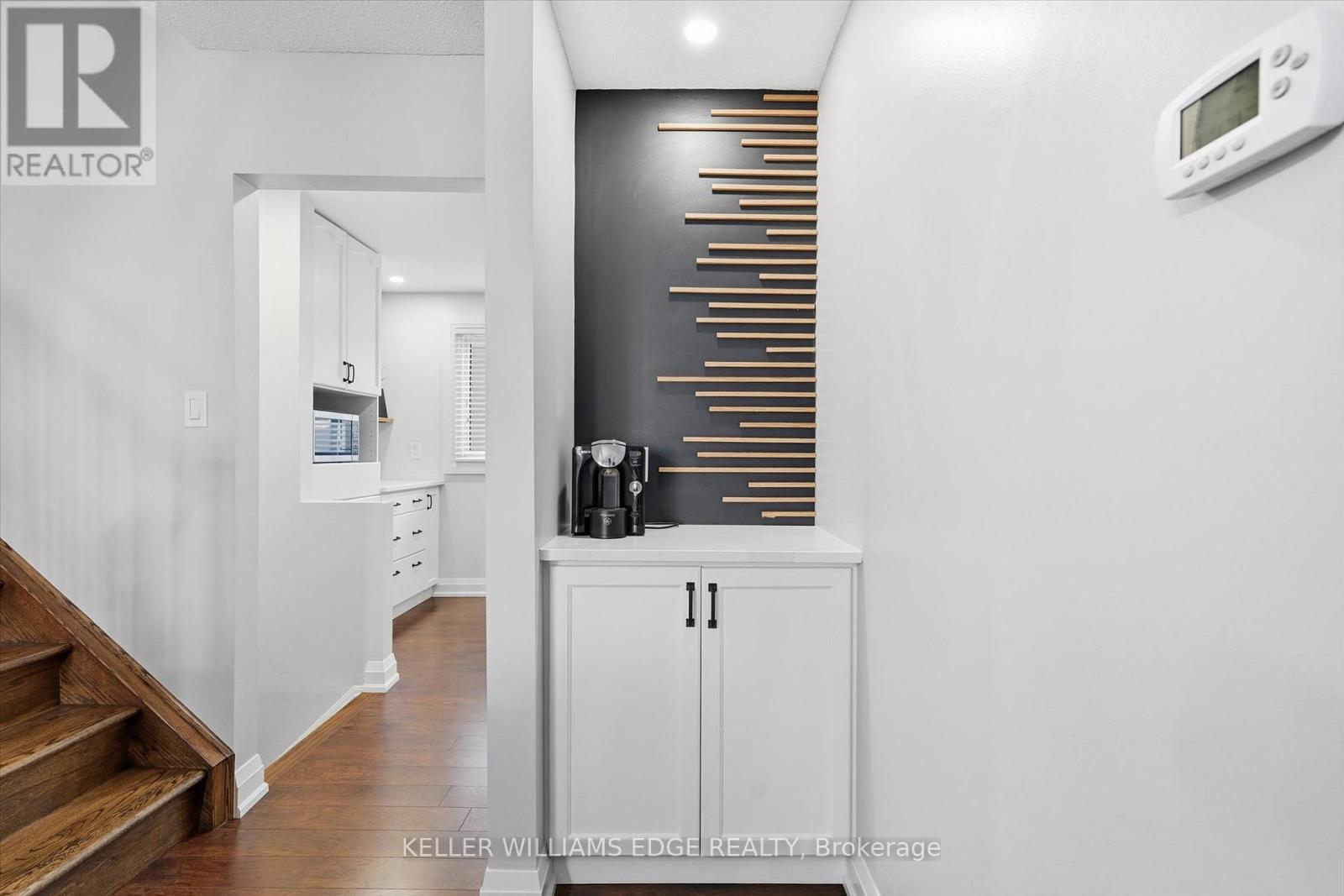 123 Athenia Drive, Hamilton, Ontario  L9J 1T5 - Photo 12 - X12564620