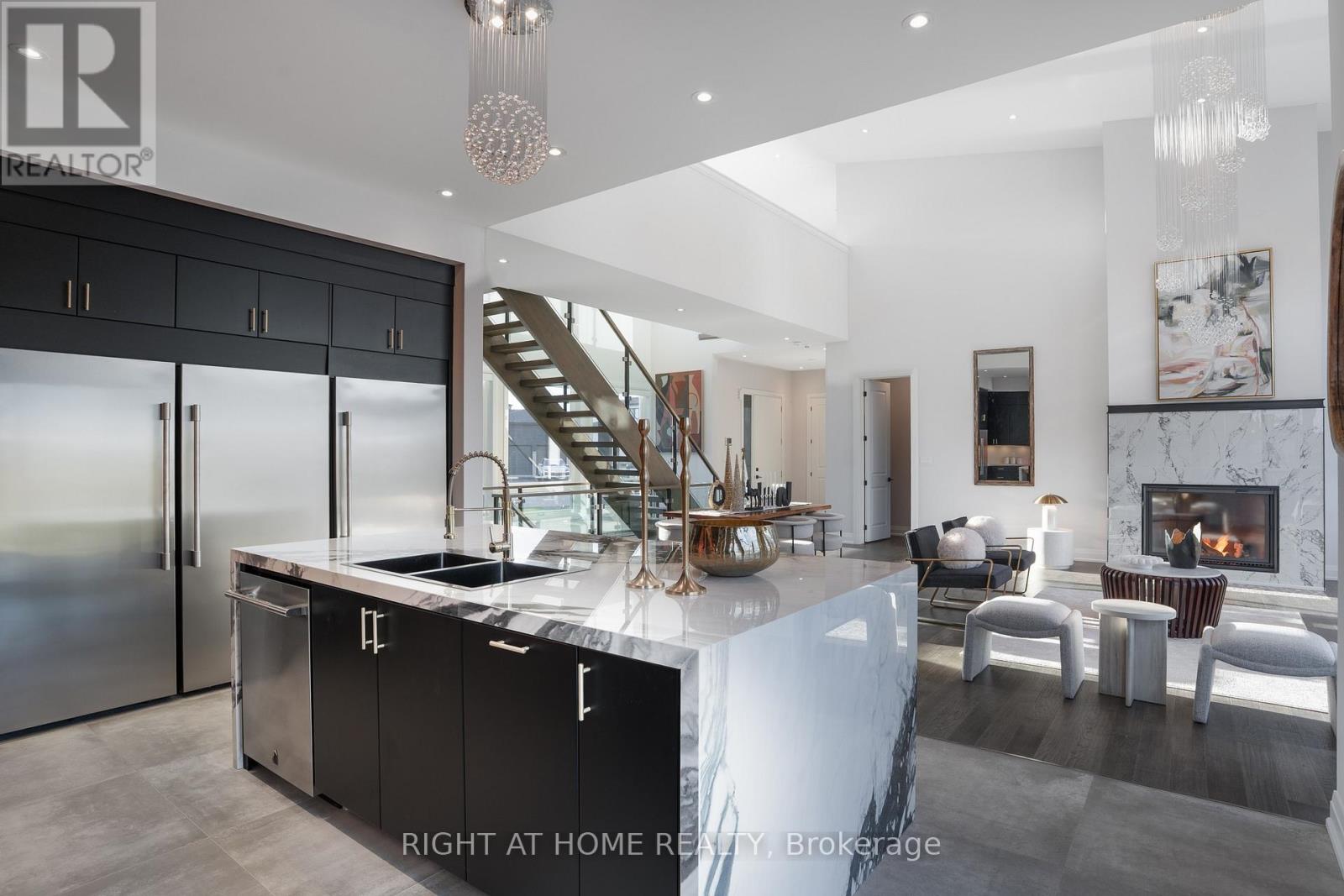 101 Sladden Court, Blue Mountains, Ontario N0H 2P0 - Photo 20 - X12564654