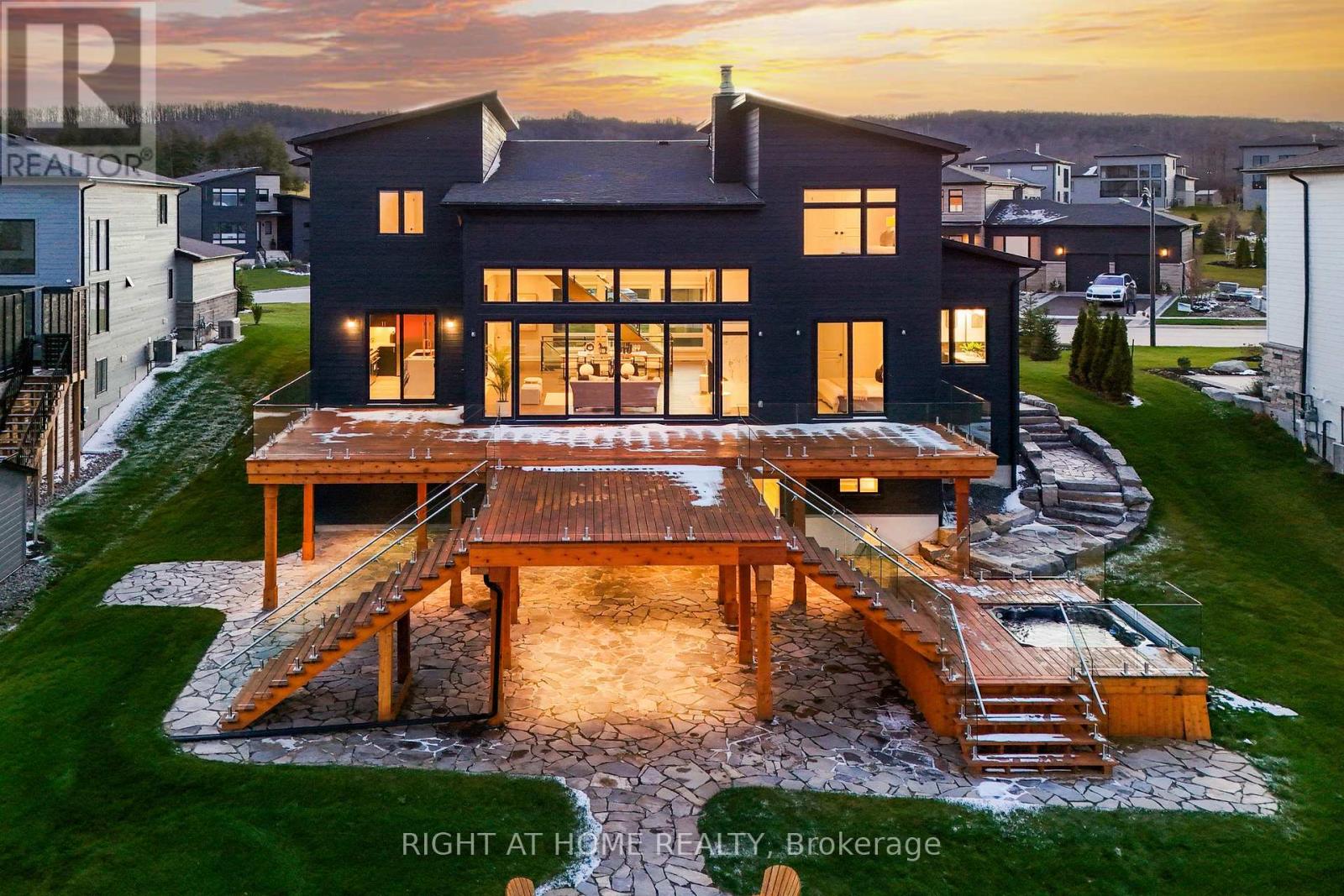 101 Sladden Court, Blue Mountains, Ontario N0H 2P0 - Photo 40 - X12564654