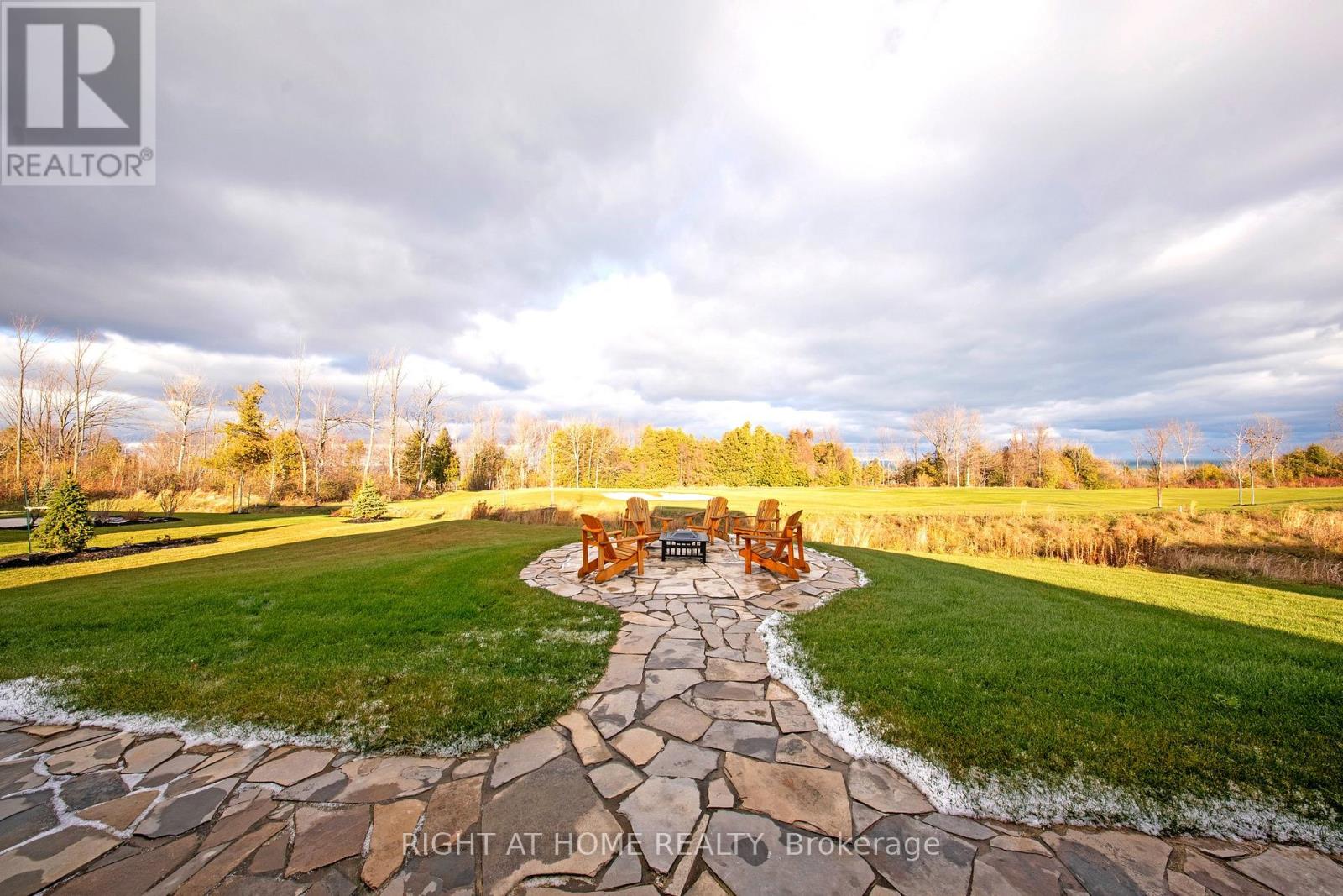 101 Sladden Court, Blue Mountains, Ontario N0H 2P0 - Photo 47 - X12564654