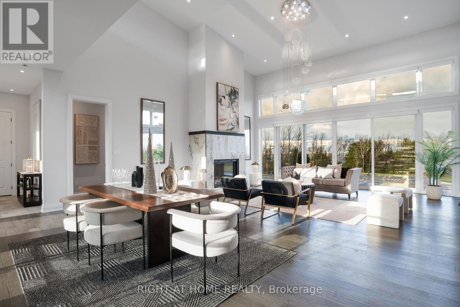 101 Sladden Court, Blue Mountains, Ontario N0H 2P0 - Photo 6 - X12564654