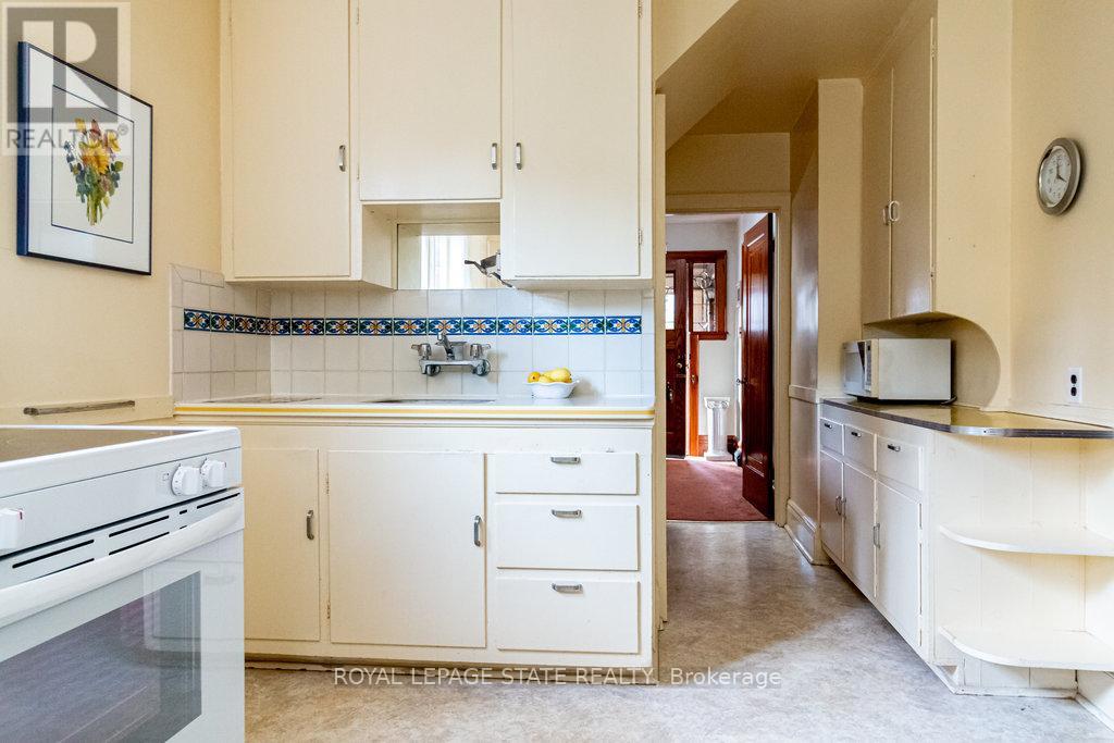 86 Dromore Crescent, Hamilton, Ontario  L8S 4B2 - Photo 12 - X12564674