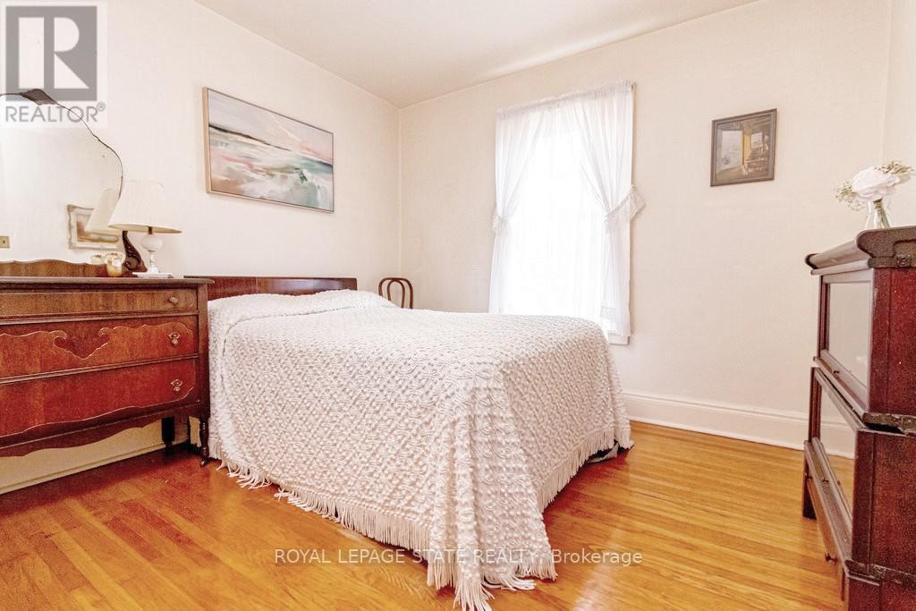 86 Dromore Crescent, Hamilton, Ontario  L8S 4B2 - Photo 19 - X12564674