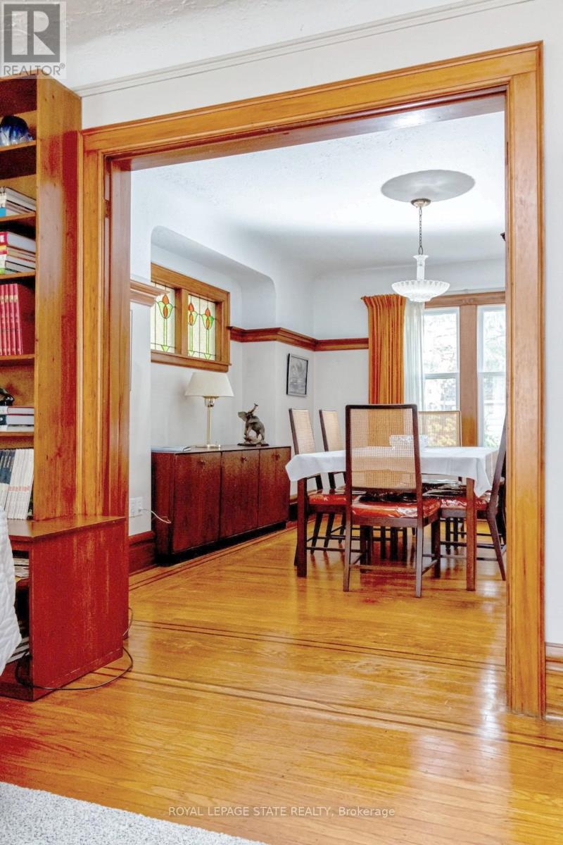 86 Dromore Crescent, Hamilton, Ontario  L8S 4B2 - Photo 9 - X12564674