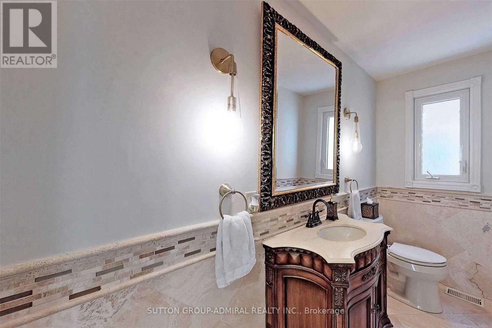 45 Pinewood Drive, Vaughan, Ontario  L4J 5N8 - Photo 21 - N12554860