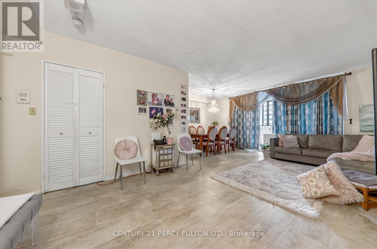 605 - 1 Massey Square, Toronto, Ontario  M4C 5L5 - Photo 11 - E12564742