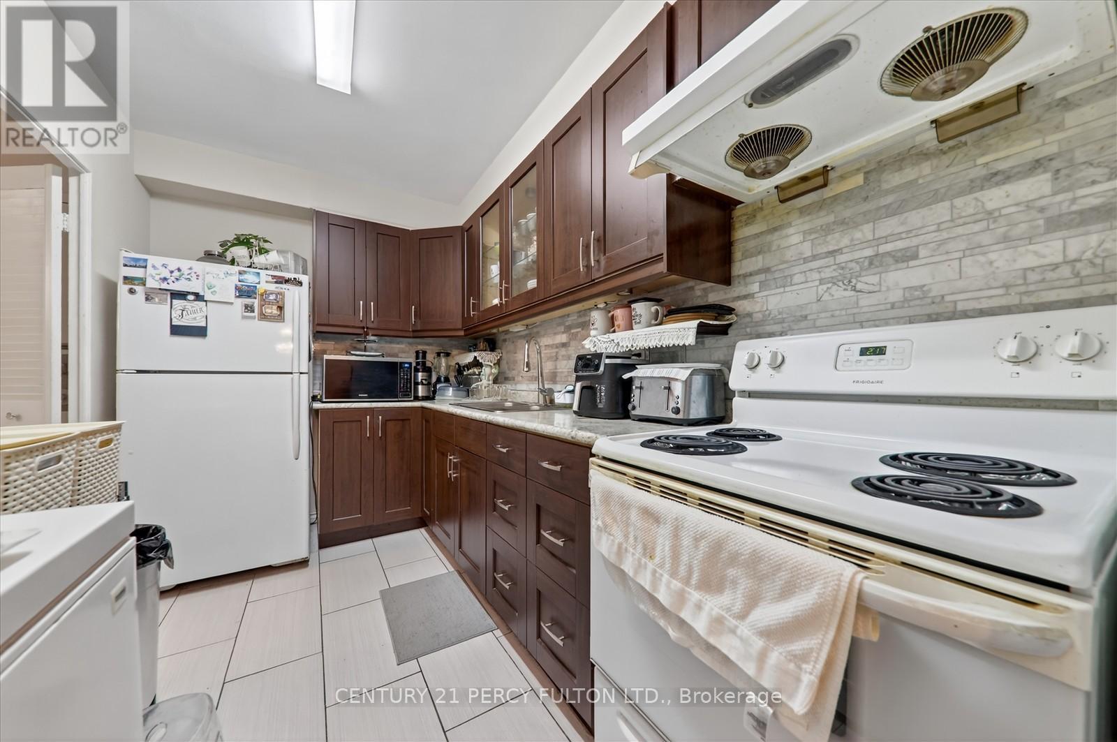 605 - 1 Massey Square, Toronto, Ontario  M4C 5L5 - Photo 16 - E12564742
