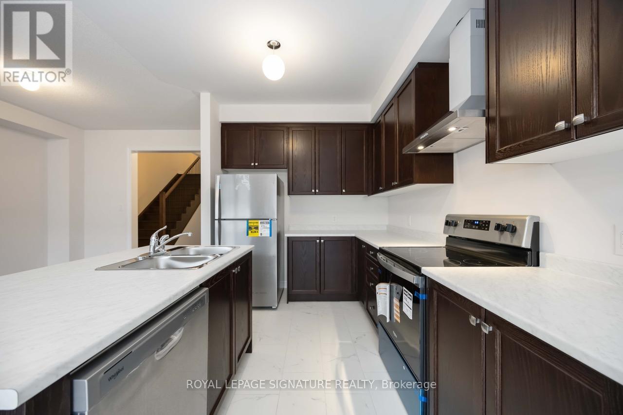 2023 Horace Duncan Crescent, Oshawa, Ontario  L1L 0W4 - Photo 11 - E12564766