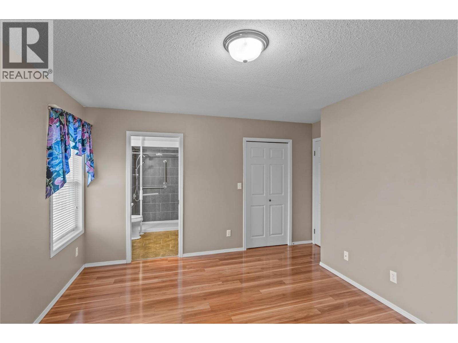 1976 Gloaming Drive, Kamloops, British Columbia  V1S 1P8 - Photo 12 - 10369737