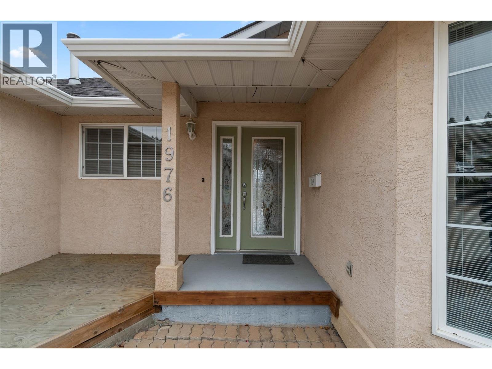 1976 Gloaming Drive, Kamloops, British Columbia  V1S 1P8 - Photo 45 - 10369737