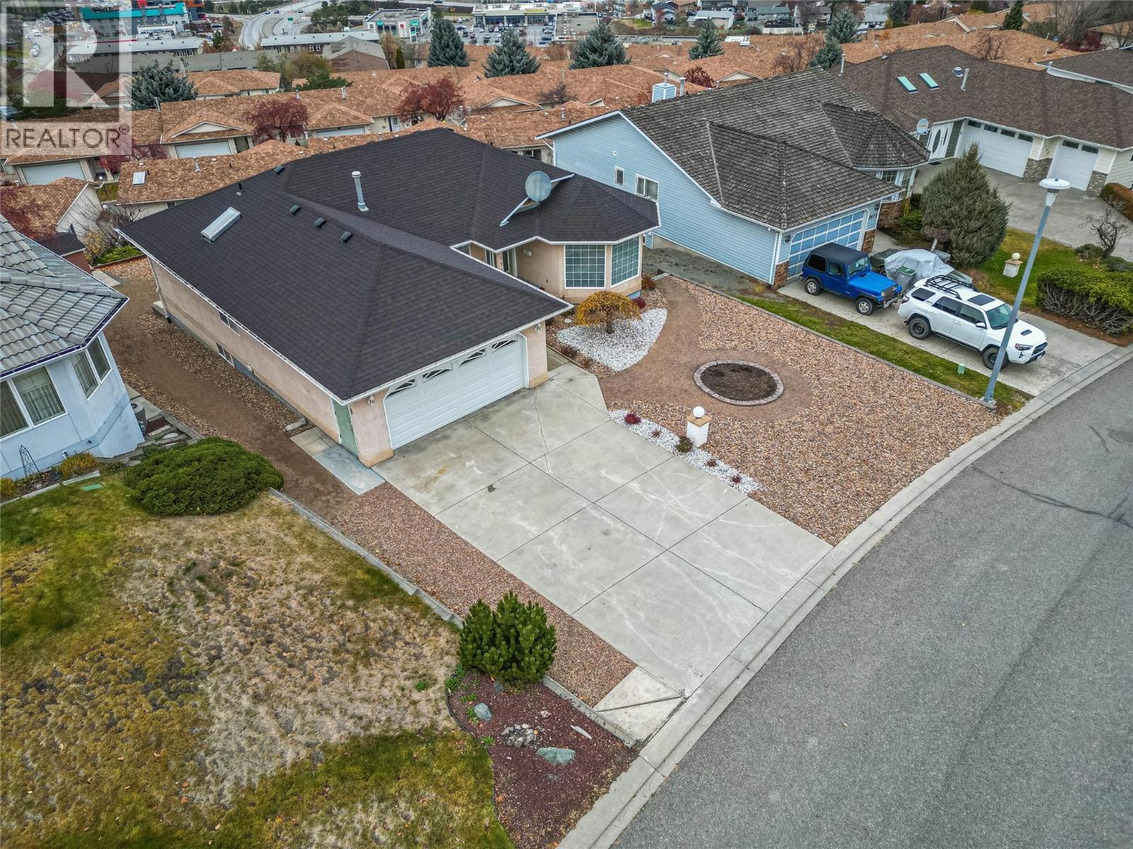 1976 Gloaming Drive, Kamloops, British Columbia  V1S 1P8 - Photo 36 - 10369737