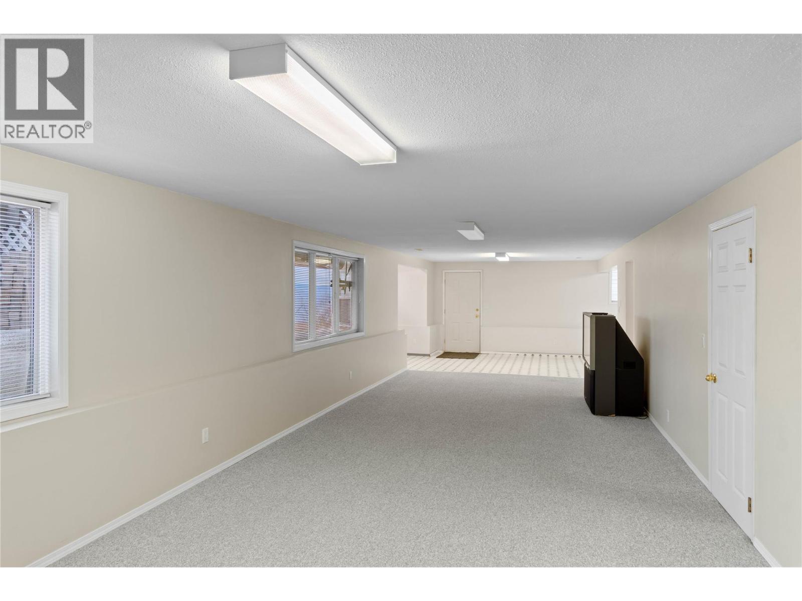 1976 Gloaming Drive, Kamloops, British Columbia  V1S 1P8 - Photo 25 - 10369737