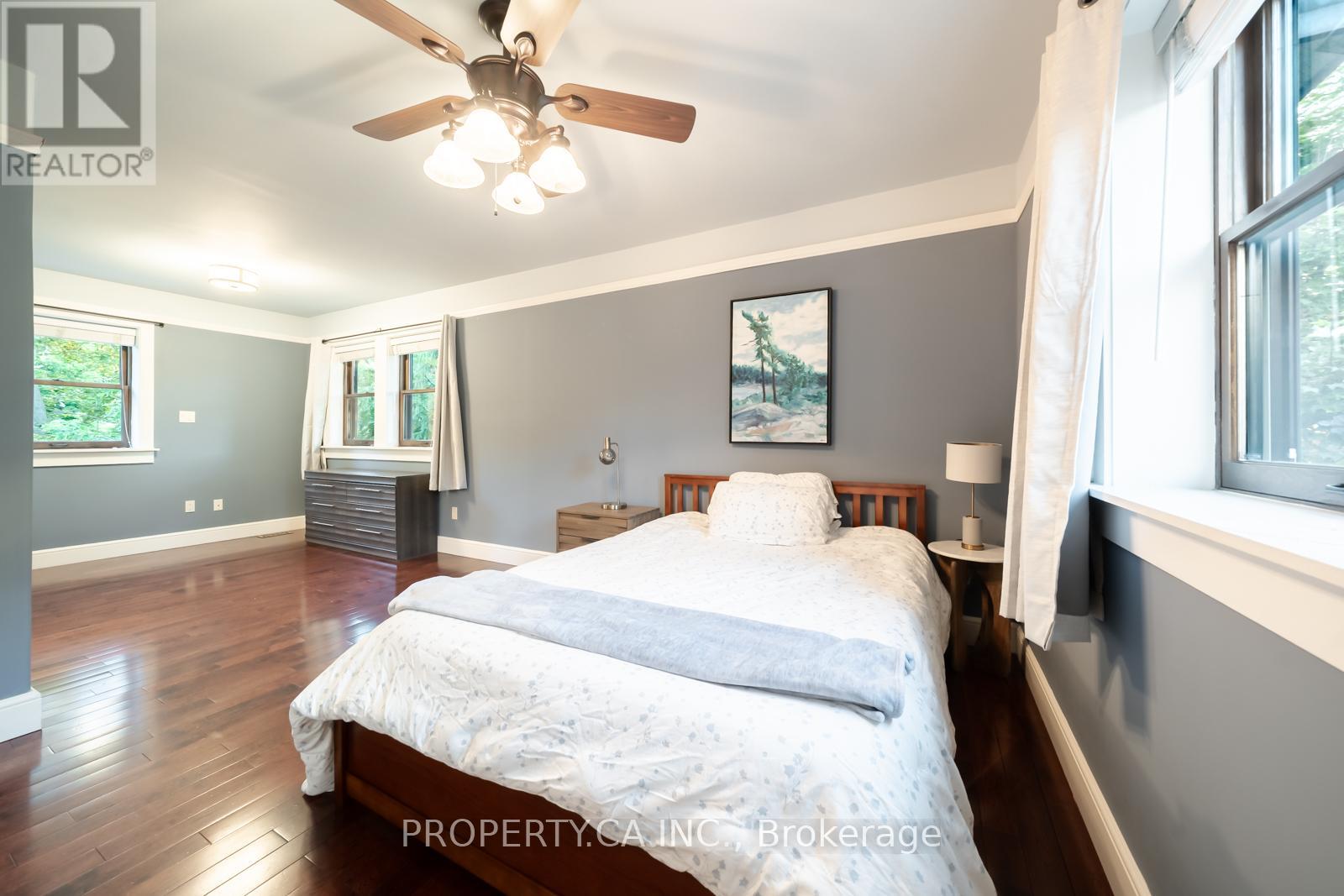 29 Tyler Street, Aurora, Ontario  L4G 2N1 - Photo 23 - N12564730