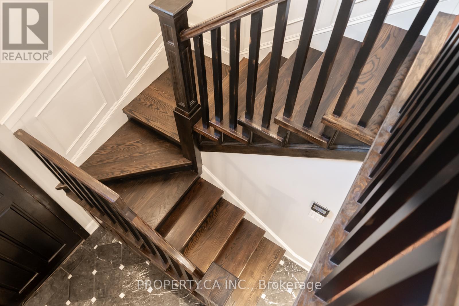 29 Tyler Street, Aurora, Ontario  L4G 2N1 - Photo 29 - N12564730